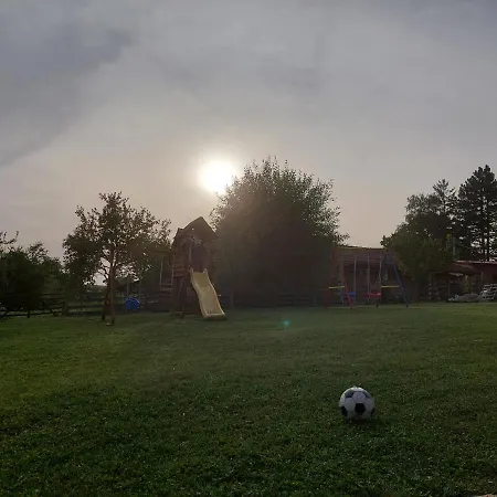 Kuca Za Odmor Filipovic Semesterbostad