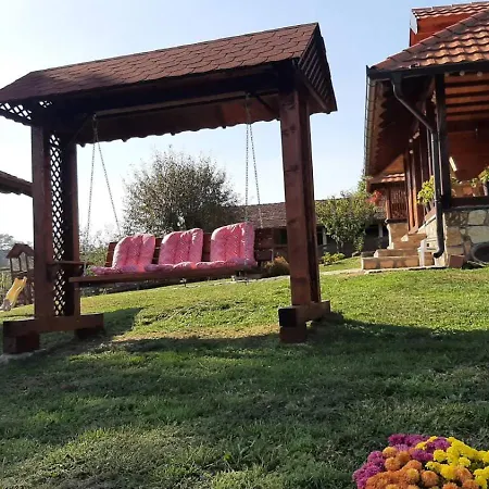 Semesterbostad Kuca Za Odmor Filipovic Gornji Milanovac